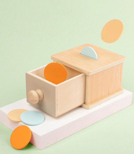 CAJA CON RANURA Y FICHAS