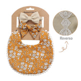 KIT MOÑOS Y BABERO AMARILLO CON FLORECITAS Y ENCAJE COLOR PIEL