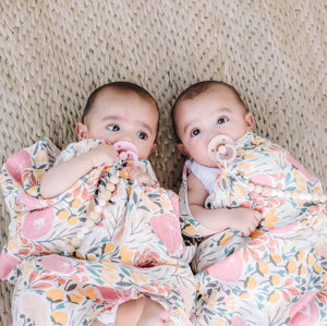 MUSELINA FLORES ROSITAS Y AMARILLO - Tily Babyshop