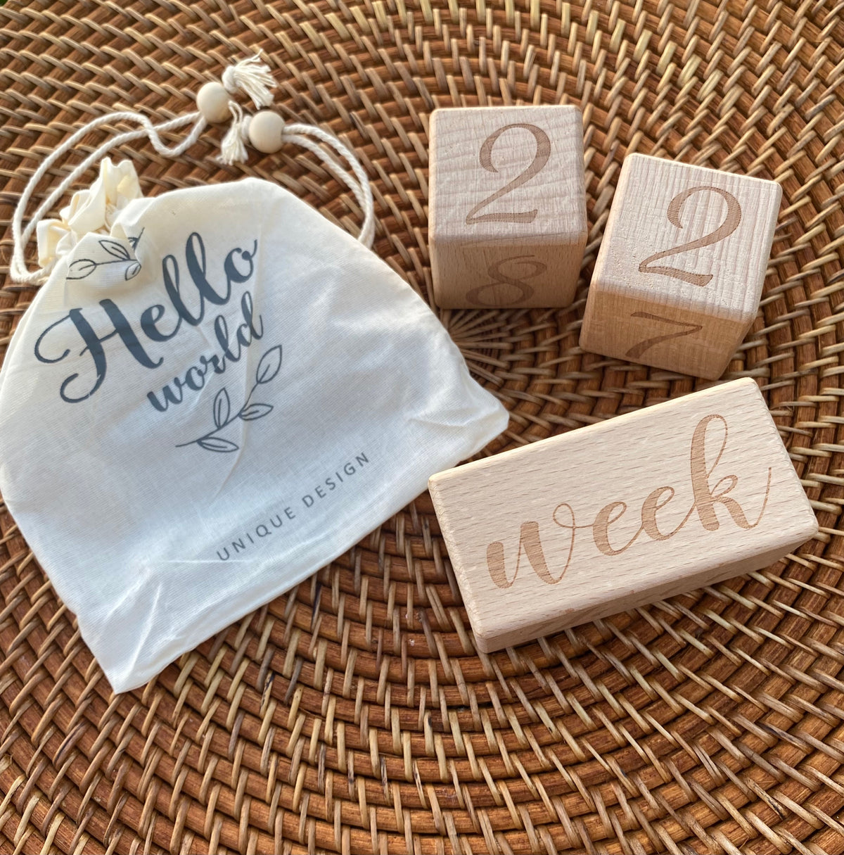 KIT HELLO WORLD