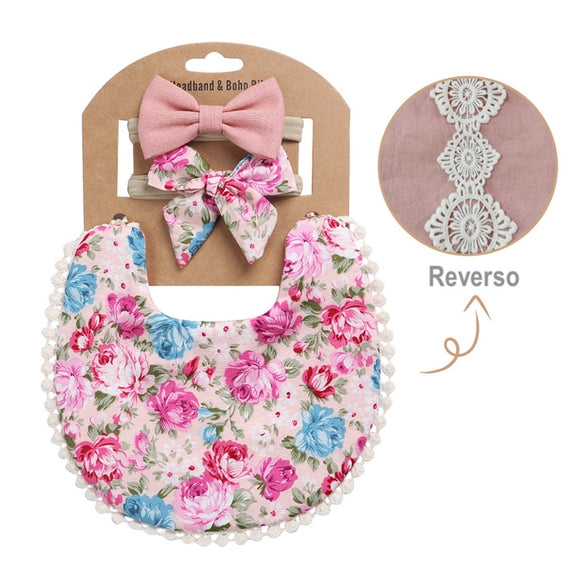 KIT MOÑOS Y BABERO ROSA Y FLORES AZUL, ROSAS Y ROJAS Y ENCAJE ROSA