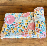 MUSELINA FLORES ROSITAS Y AMARILLO - Tily Babyshop